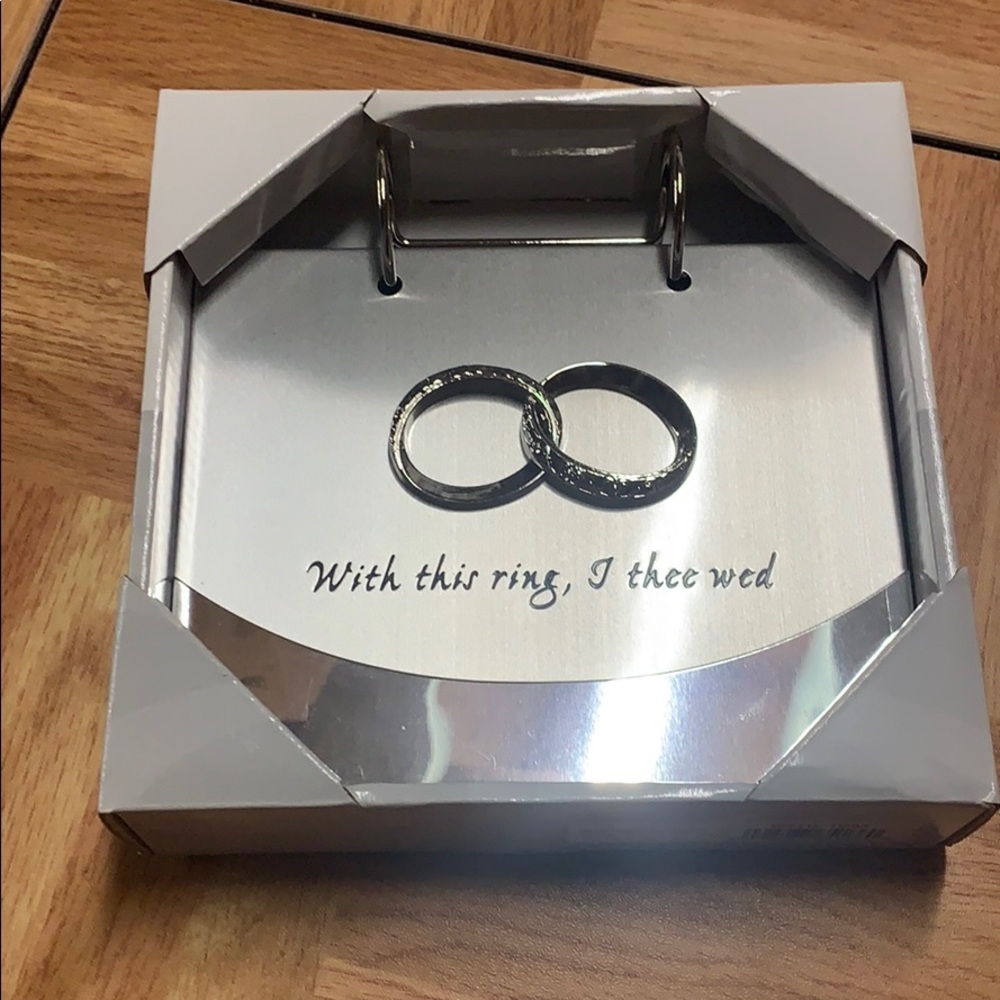 Decorative wedding photo album